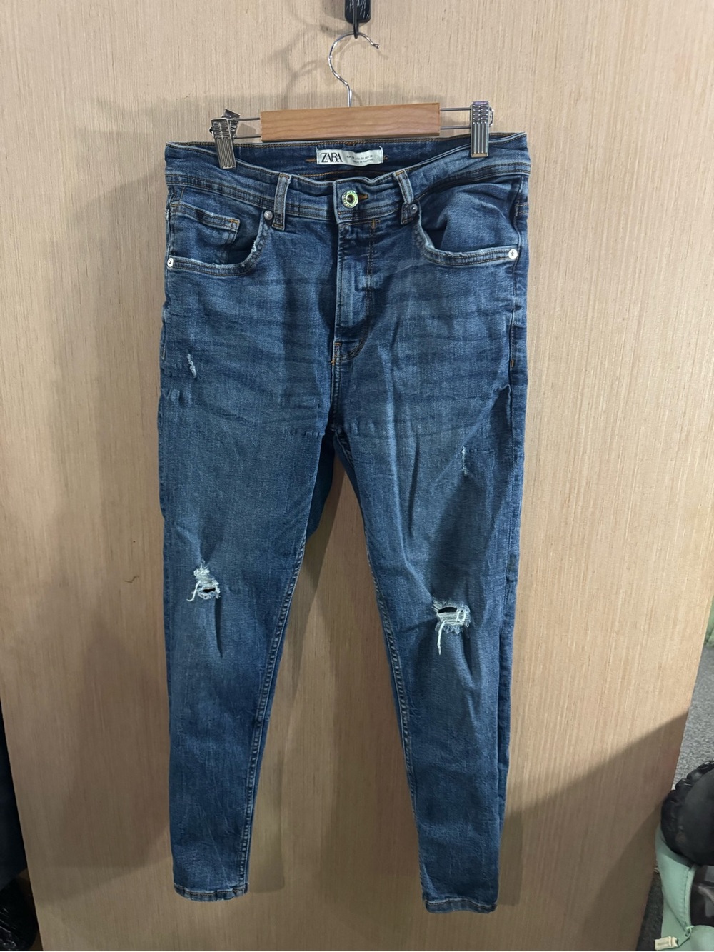 Women’s ZARA High Waist Medium Blue Denim Distressed Skinny Jeans Size 30